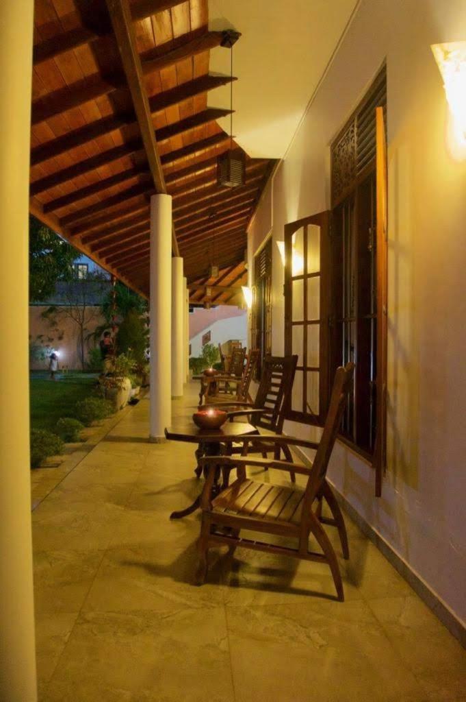 Sisil Villa マータラ エクステリア 写真